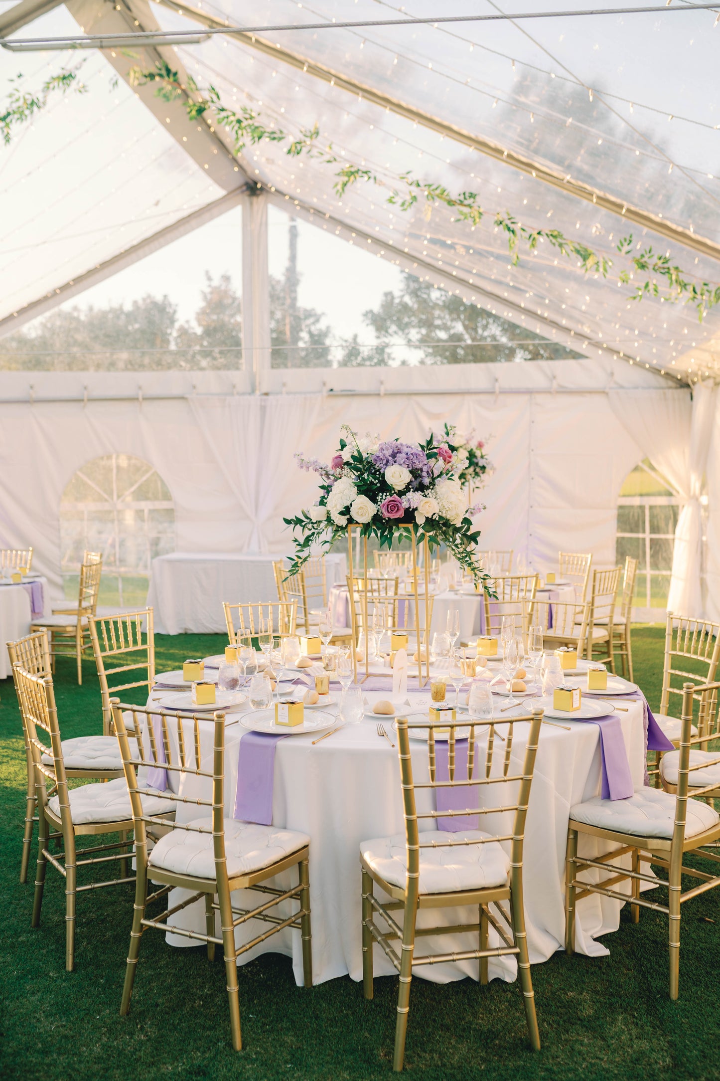 Grand Elegance Centerpiece
