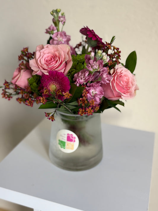 Small mixed arrangement