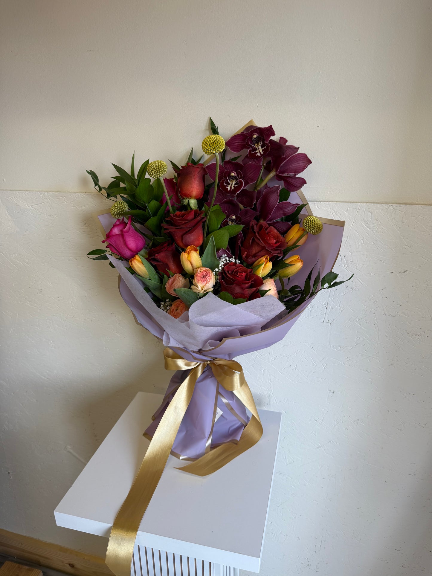 Mixed wrap bouquet